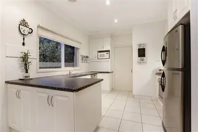 Fifth view of Homely townhouse listing, 2/543 Boronia Road, Wantirna VIC