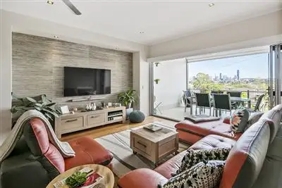 Fifth view of Homely townhouse listing, 4/23 Collings Street, Balmoral QLD 4171