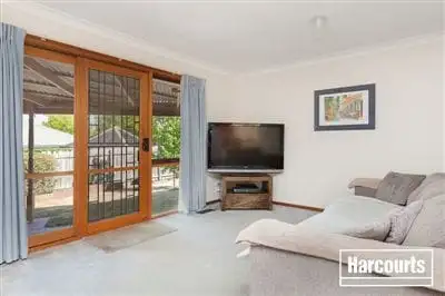Sixth view of Homely house listing, 3 Vista Court, Berwick VIC 3806