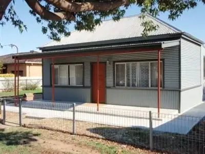 385 Cadell Street, Hay NSW 2711