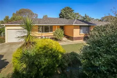 24 English Street, Hahndorf SA 5245