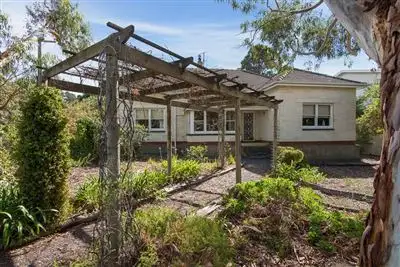 23 The Parkway, Victor Harbor SA 5211