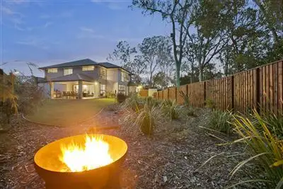 13 Ribblesdale Place, Gumdale QLD 4154