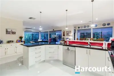 Sixth view of Homely house listing, 2 Rouge Mews, Narre Warren South VIC 3805