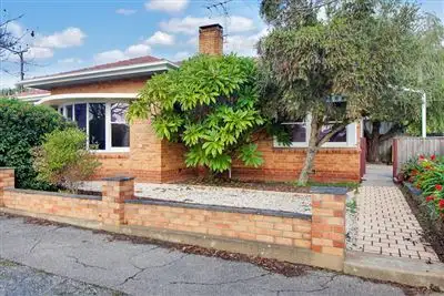 42 Price Avenue, Lower Mitcham SA 5062