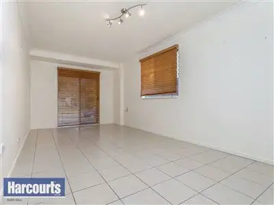 Seventh view of Homely house listing, 8 Farrington Court, Daisy Hill QLD 4127