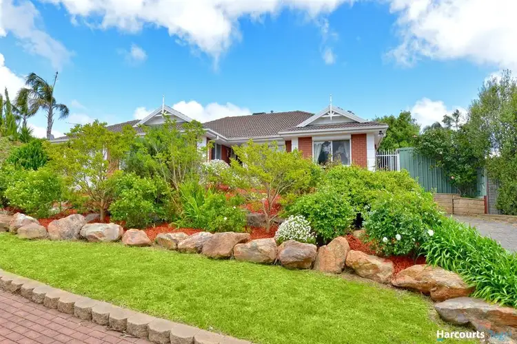 14 Bushland Drive, Aberfoyle Park SA 5159
