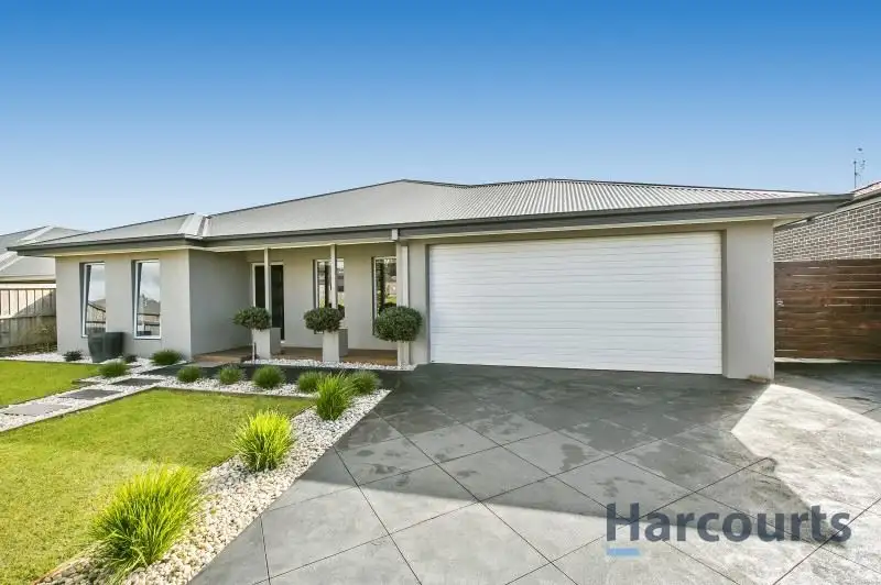 Main view of Homely house listing, 14 Armadale Drive, Warragul VIC 3820