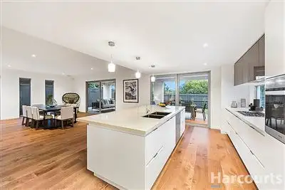 Fifth view of Homely house listing, 31 Aldrin Drive, Mount Waverley VIC 3149
