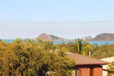 Main view of Homely unit listing, 2/192 Matthew Flinders Drive, Lammermoor QLD 4703