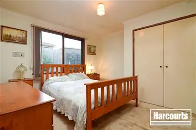 Seventh view of Homely house listing, 9 Sydney Parkinson Avenue, Endeavour Hills VIC