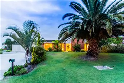 1 Robertson Place, Bibra Lake WA 6163