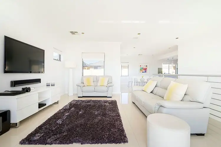 Sixth view of Homely house listing, 7 Seascape View, Yangebup WA 6164