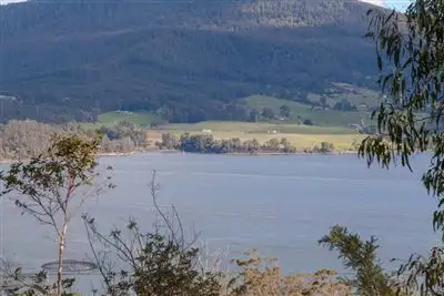 - Brooke Street, Petcheys Bay TAS 7109