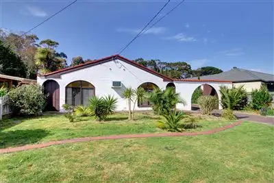 33 Denholm Street, Rosebud VIC 3939