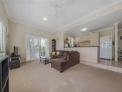 1/262 Cavendish Road, Coorparoo QLD 4151