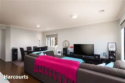 Fifth view of Homely house listing, 33 Artfield Street, Cranbourne East VIC 3977