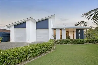 5 Atrium Close, Wellington Point QLD 4160