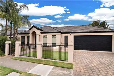 10 William Street, Glengowrie SA 5044