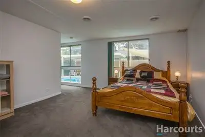 Fifth view of Homely house listing, 8 Orana Place, Epping VIC 3076