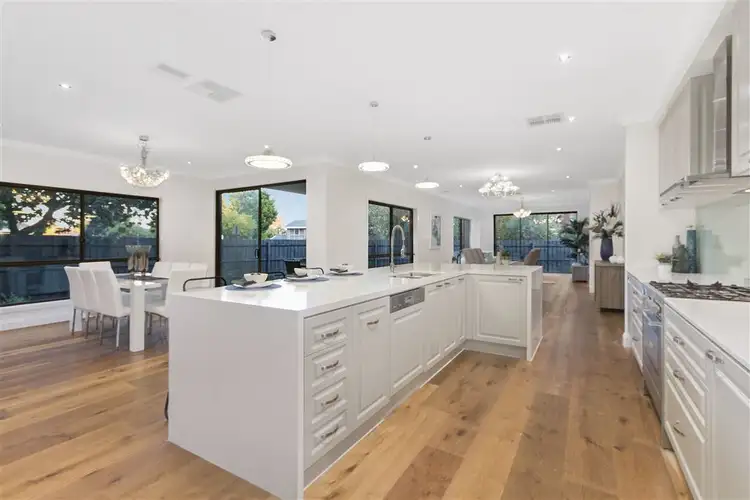 Fourth view of Homely house listing, 10 Amber Grove, Mount Waverley VIC 3149