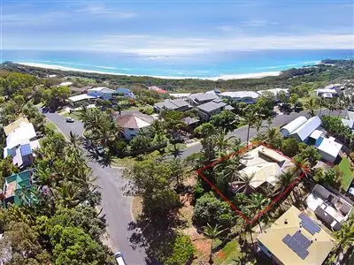 Second view of Homely house listing, 1a Pratt Court, Point Lookout QLD 4183