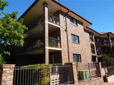 Main view of Homely apartment listing, 5/146 High Street, Southport QLD 4215