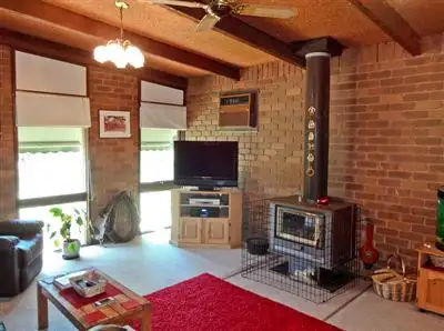 Second view of Homely house listing, 11 Simpson Street, Oxley VIC