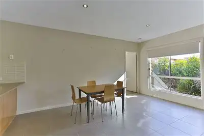 Fifth view of Homely unit listing, 2/223 Mackenzie Street, Centenary Heights QLD 4350