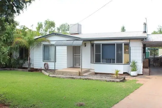 28 Mathews Street, Cobar NSW 2835