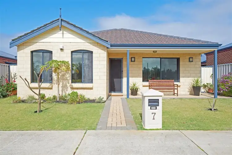 7 Bismark Approach, Rockingham WA 6168
