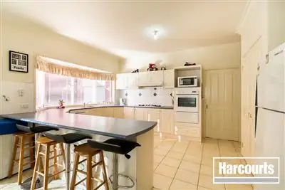 Fifth view of Homely house listing, 40 Tralee Circuit, Narre Warren VIC 3805