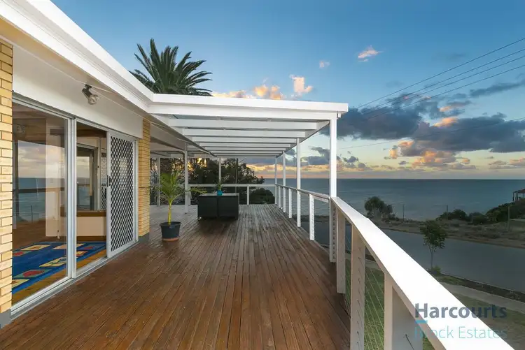 2 Murnada Street, Hallett Cove SA 5158