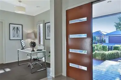 Sixth view of Homely house listing, 2 Emerald Court, Pakenham VIC 3810