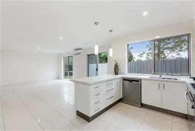 Fourth view of Homely townhouse listing, 2/21 Beatty Parade, Mornington VIC 3931