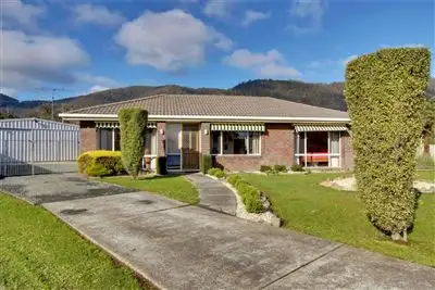 5 Hampton Court, Huonville TAS