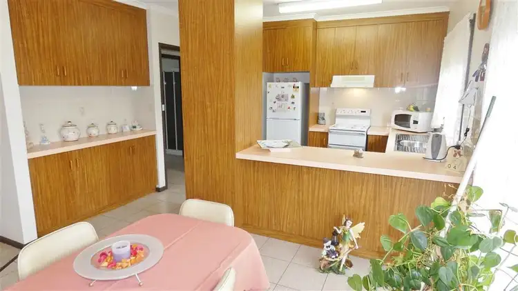 Sixth view of Homely unit listing, 1/18 Colla Court, Horsham VIC 3400