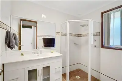 Fifth view of Homely house listing, 4 Oak Place, Bradbury NSW 2560