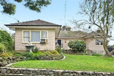 Main view of Homely house listing, 2 Heather Avenue, Mount Clear VIC 3350