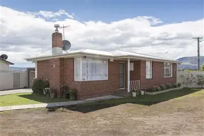 7 Rosbar Street, Claremont TAS 7011