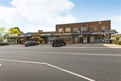 Fifth view of Homely house listing, 14 Stradbroke Crescent, Mulgrave VIC 3170