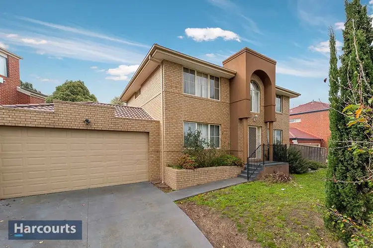 16 Bundanoon Avenue, Sunbury VIC 3429