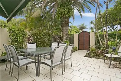 23/103 Salerno Street, Surfers Paradise QLD 4217