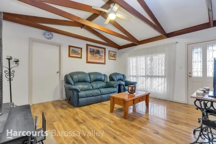 Fifth view of Homely house listing, 33 Drink Water Crescent, Nuriootpa SA 5355