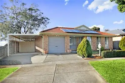 44 Peyton Drive, Mill Park VIC 3082