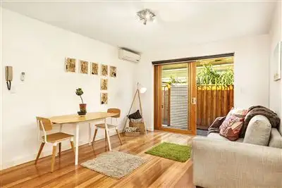 Second view of Homely unit listing, 1/123 Shaftesbury Pde, Thornbury VIC 3071
