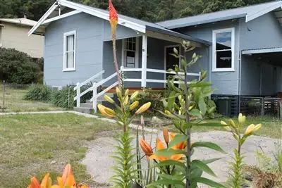 10 Clemons Street, Rosebery TAS 7470