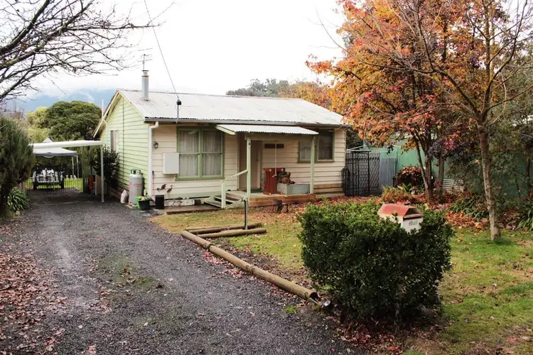 39 Twenty First Street, Eildon VIC 3713