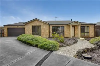 2/2 Callan Court, Norlane VIC 3214