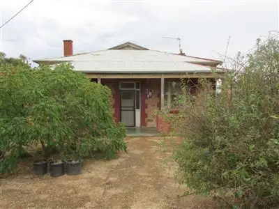 45 Bourke Street, Peterborough SA 5422